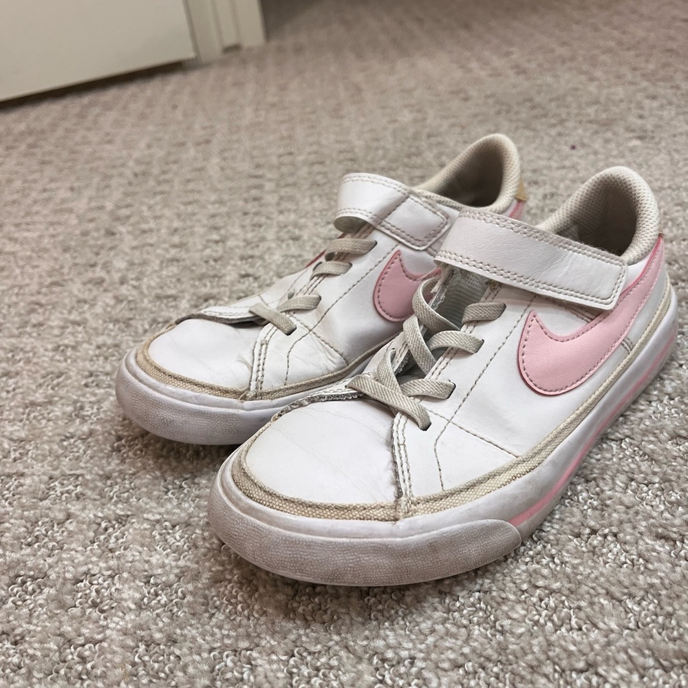 Nike Kids White and Pink Velcro Sneakers